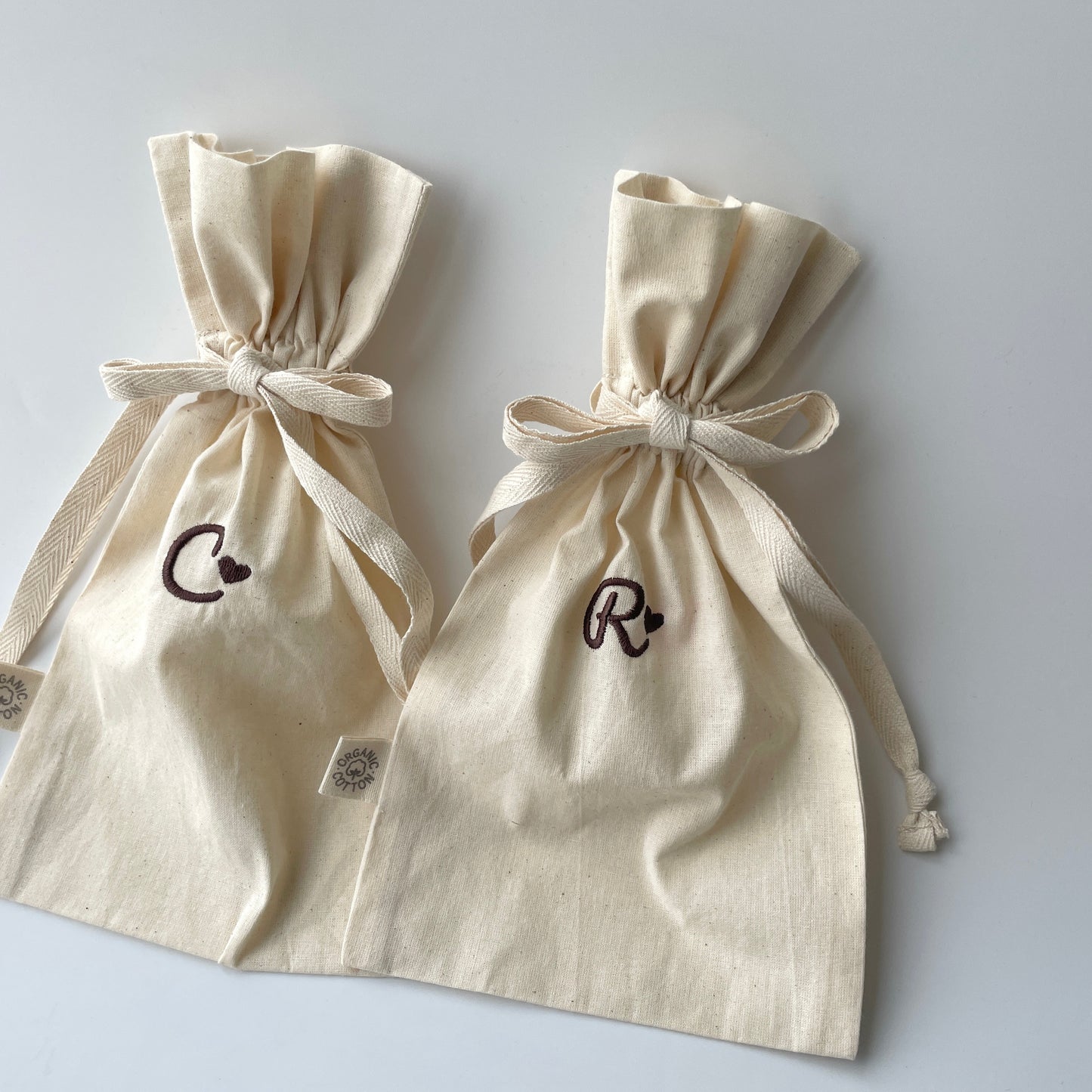 【ラッピング】イニシャル刺繍入り